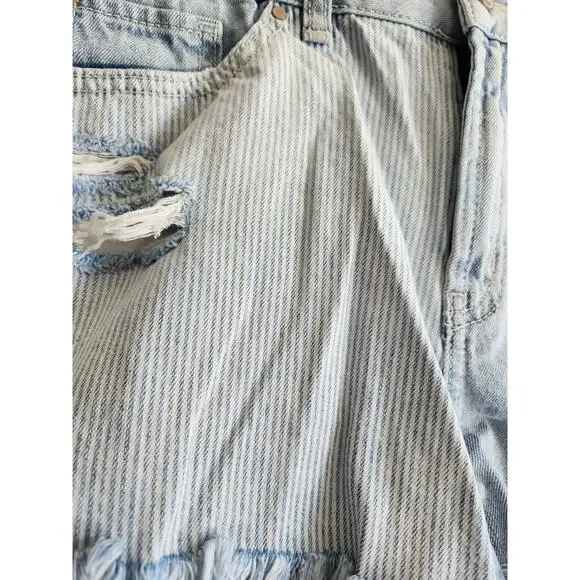 Rewash Women's HighRise Light Wash Denim Cutoff Shorts 11 - Picture 4 of 7